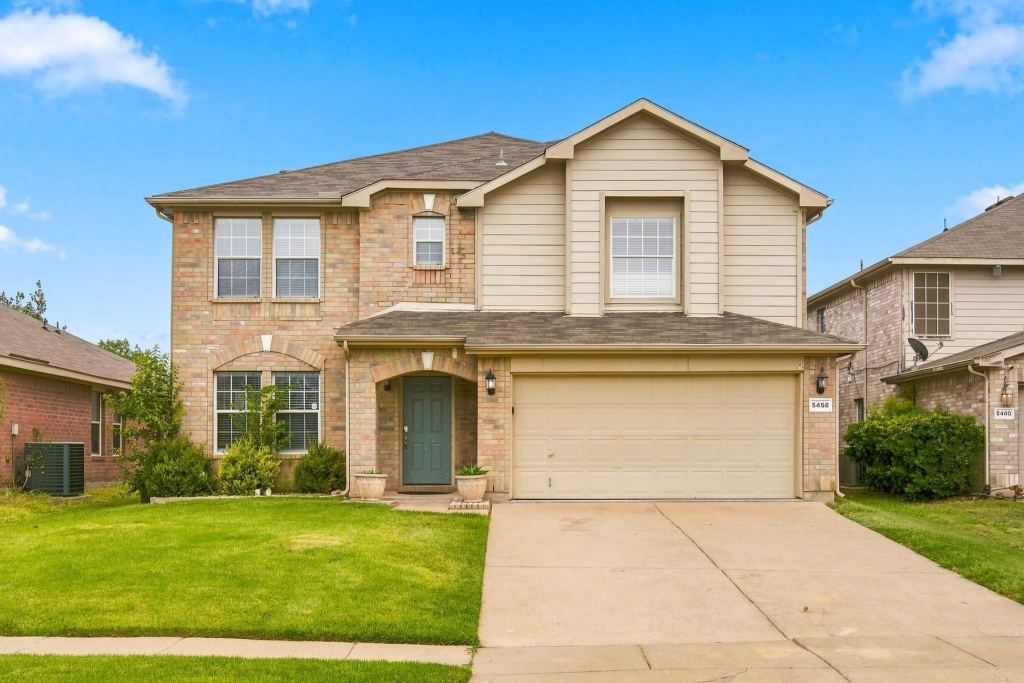 5456 Maverick Drive, Grand Prairie, TX 75052 — photo 1