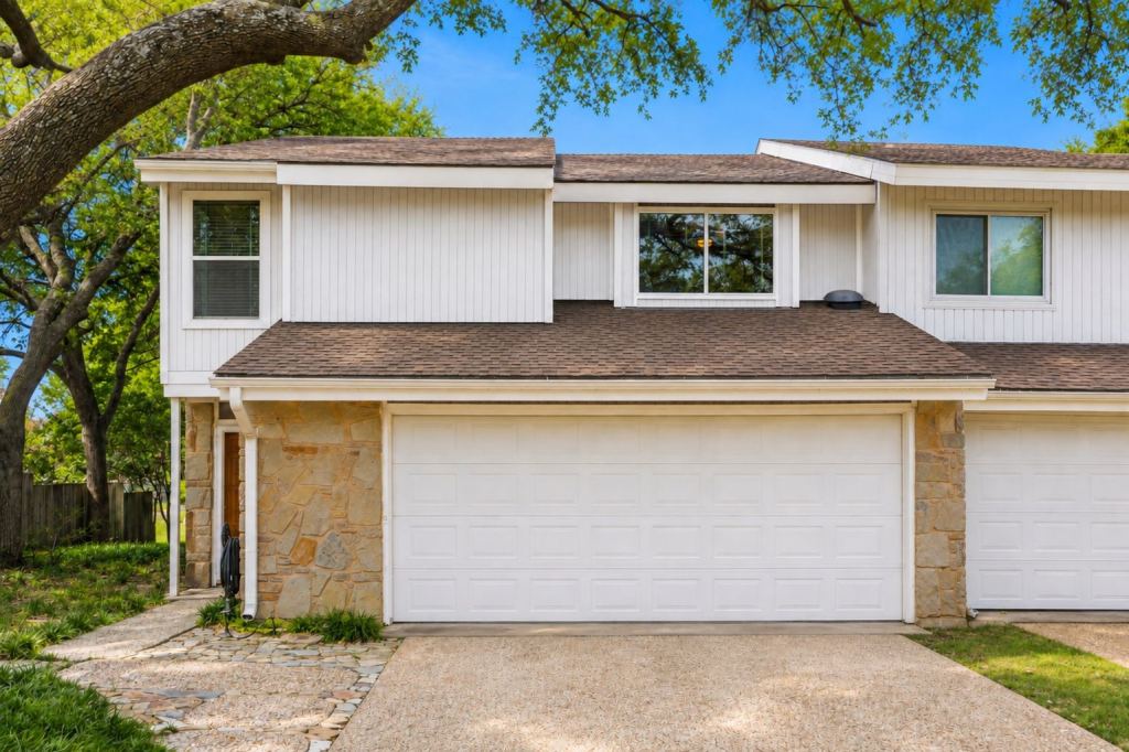 2920 Shady Lake Circle, Carrollton, TX 75006 — photo 1