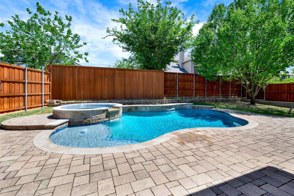1020 Oriole Drive