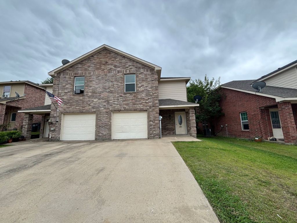 909 Parkplace Ridge, Princeton, TX 75407 — photo 1