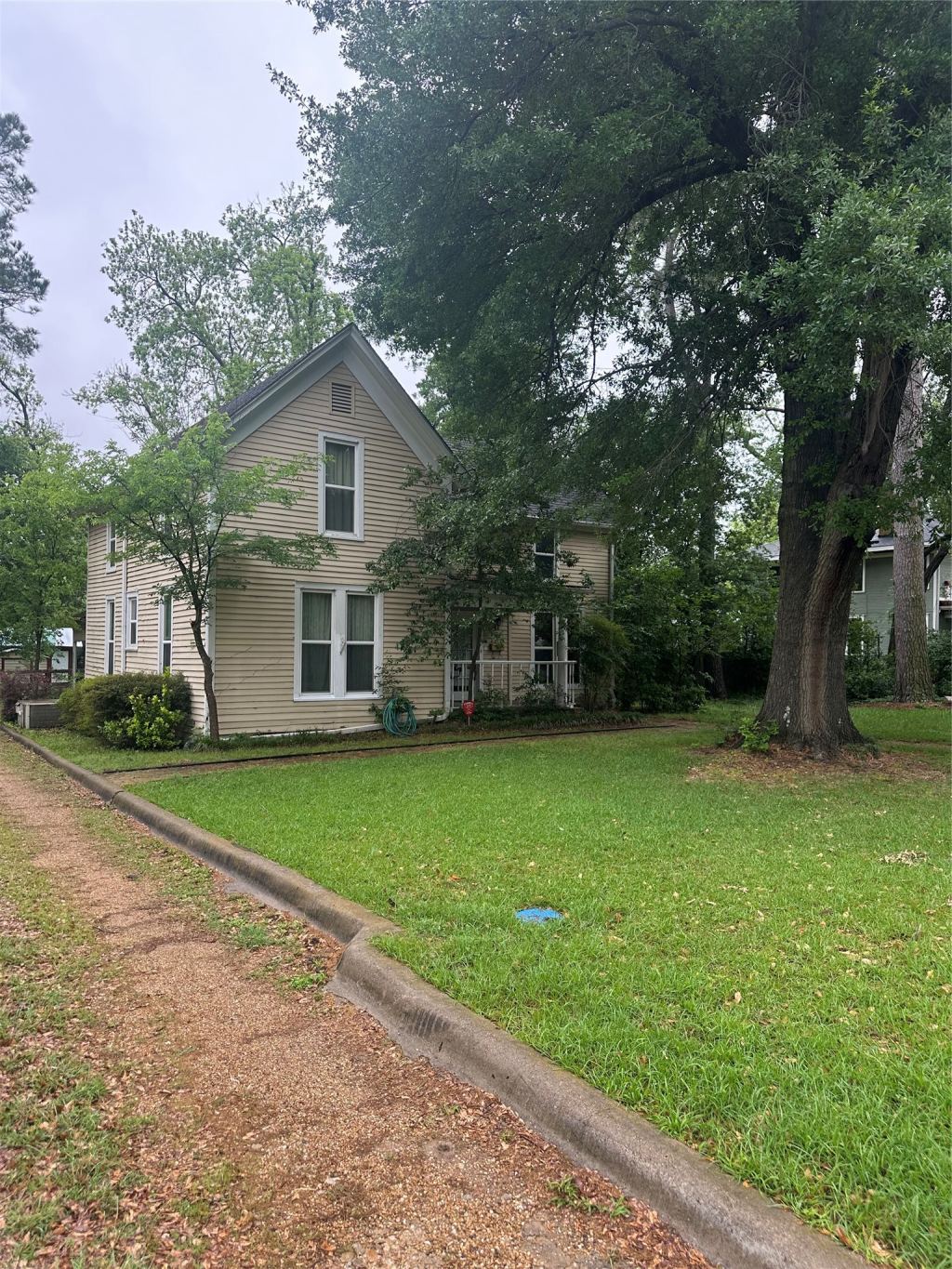 504 1st Street, Terrell, TX 75160 — photo 1
