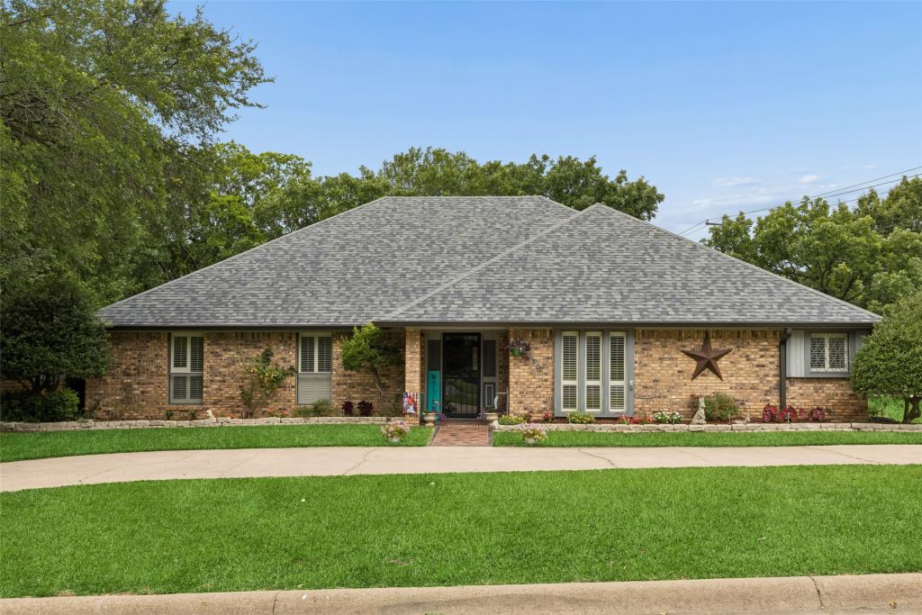 2430 Turtle Creek Drive, Sherman, TX 75092 — photo 1