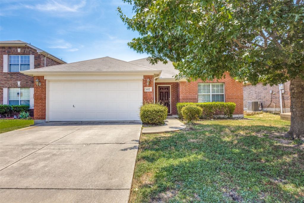 612 Cove Court, Princeton, TX 75407 — photo 1