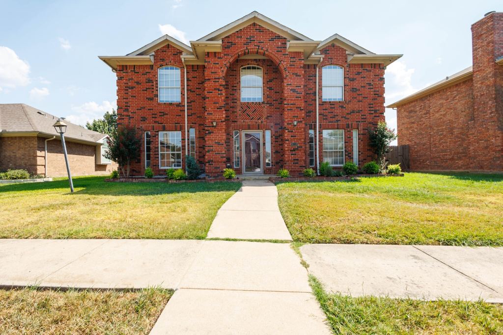 9118 Barton Creek Drive, Rowlett, TX 75089 — photo 1