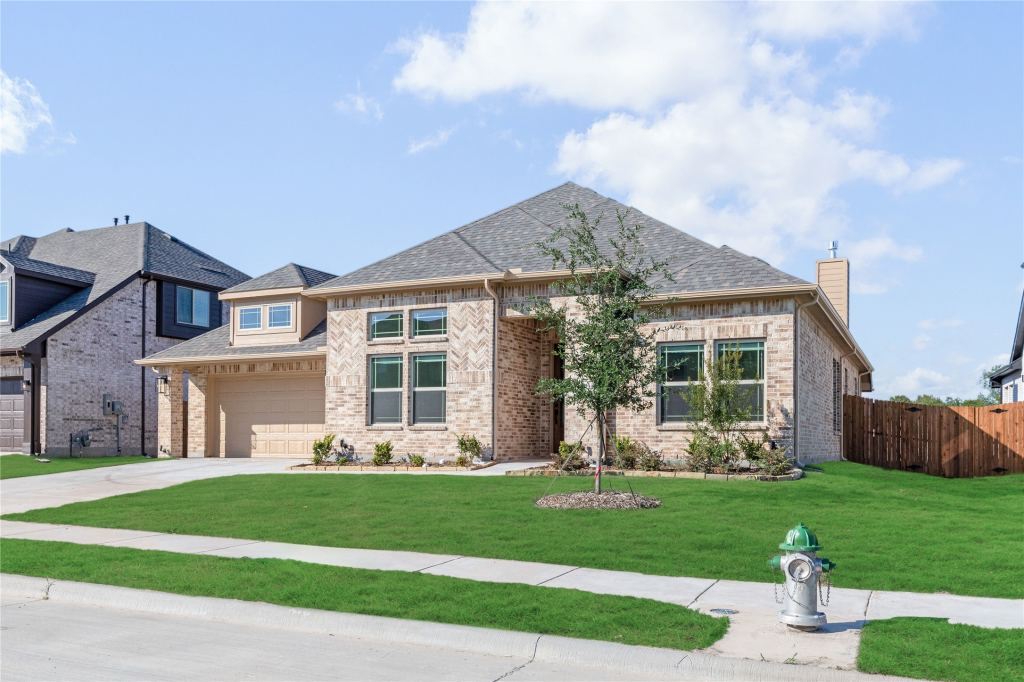 900 Twin Pine Court, Anna, TX 75409 — photo 1
