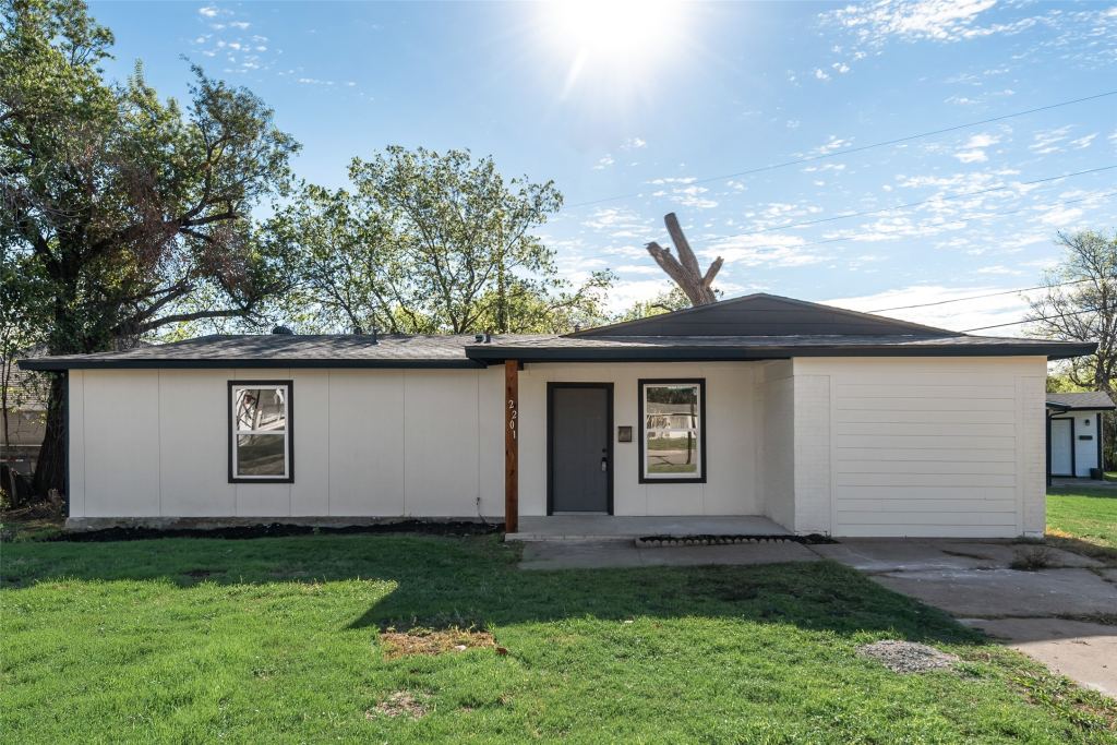2201 Carruthers Drive, Fort Worth, TX 76112 — photo 1
