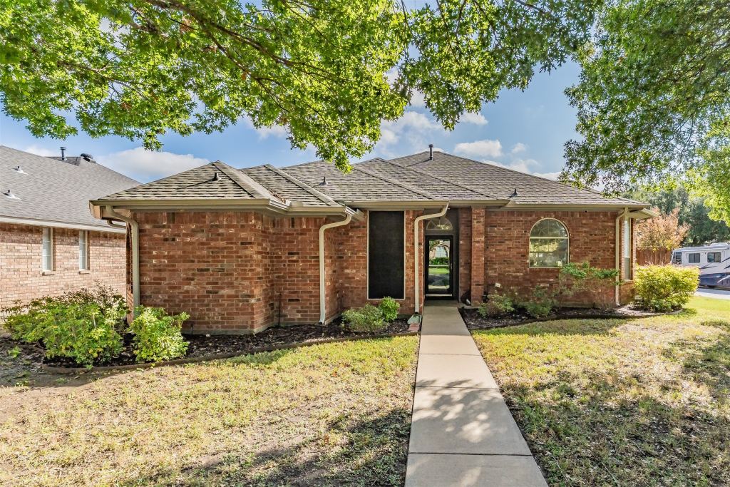 3308 Pheasant Hollow, Denton, TX 76207 — photo 1