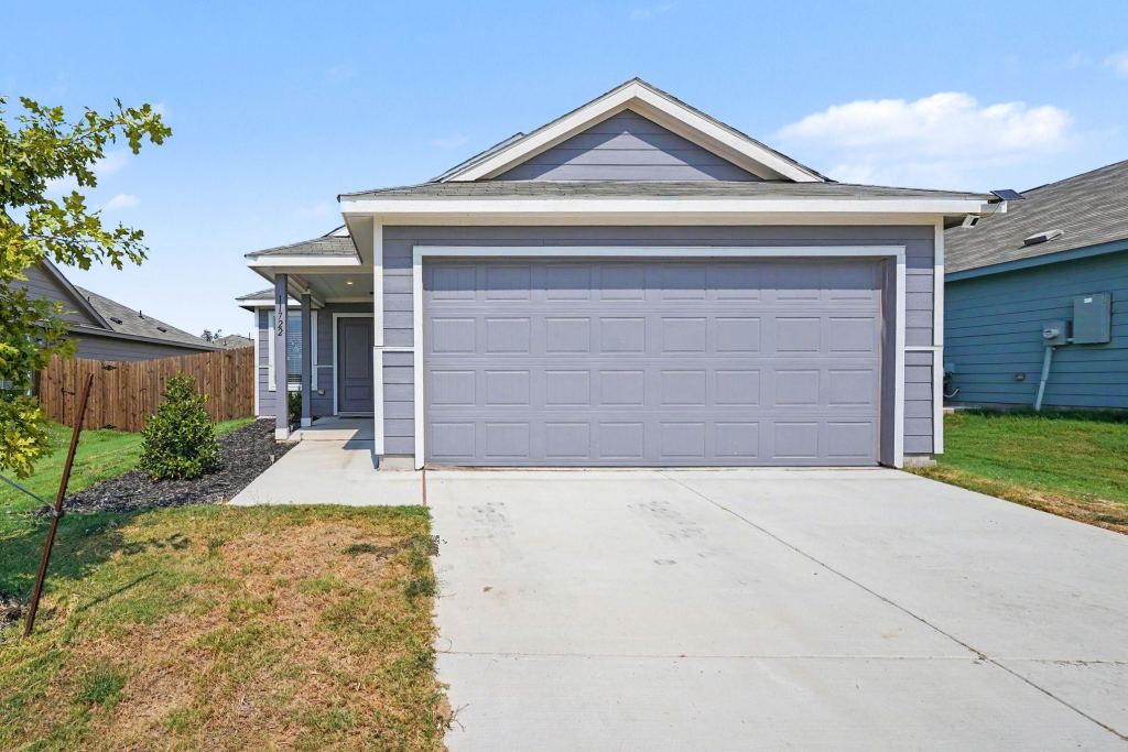 11722 Glorietta Road, Rhome, TX 76078 — photo 1