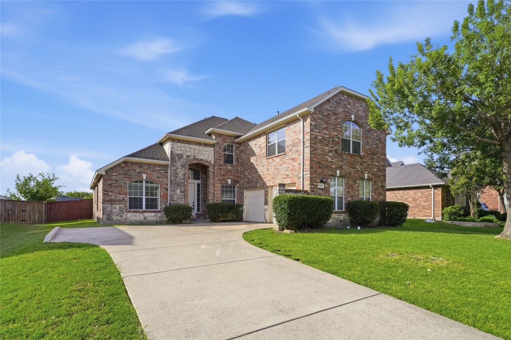10202 Fairway Vista Drive, Rowlett, TX 75089 — photo 1
