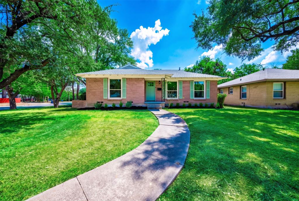 10256 Casa View Drive