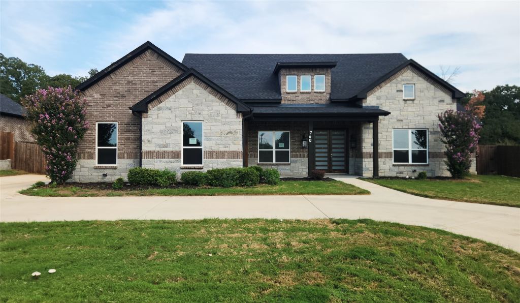 740 Arledge Street, Azle, TX 76020 — photo 1