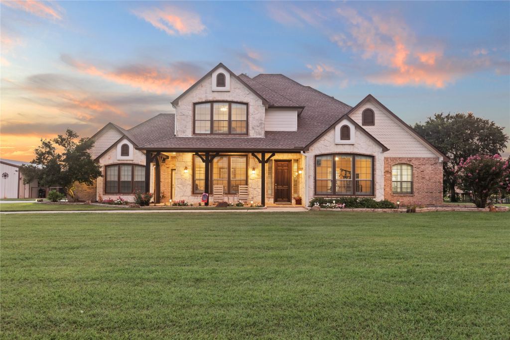 633 Durning Road, Van Alstyne, TX 75495 — photo 1