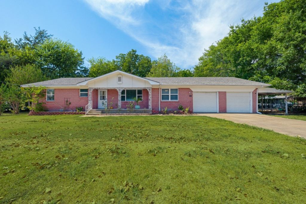 87 Micajah Davis Lane, Denison, TX 75020 — photo 1