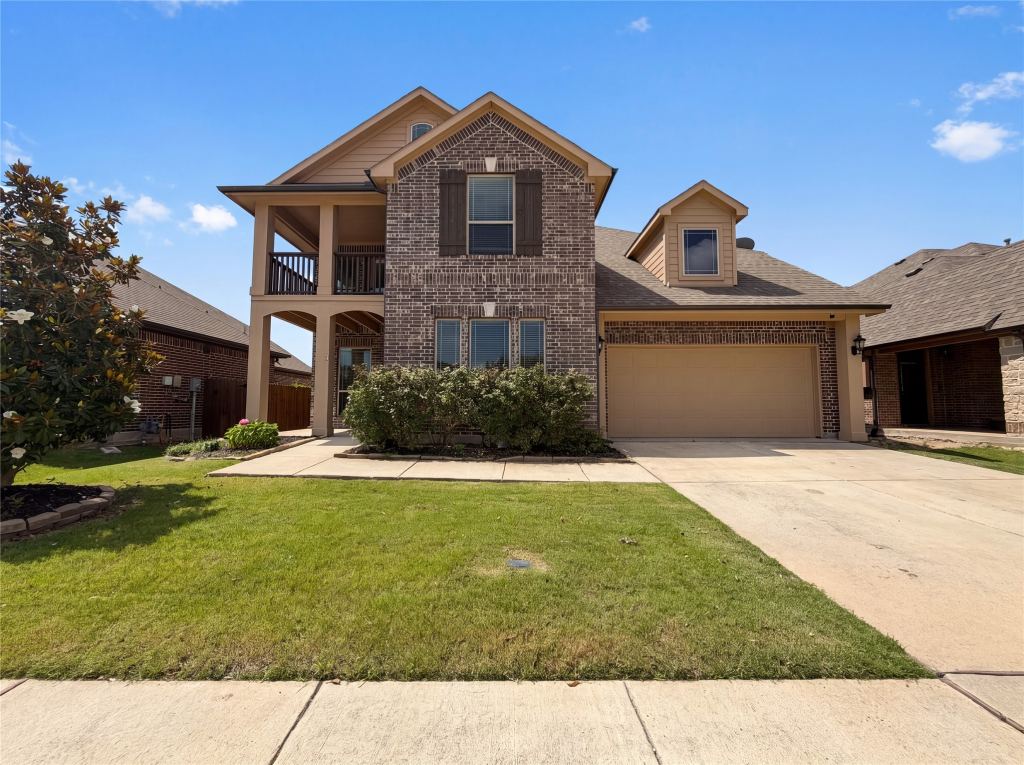 725 Lyndhurst Drive