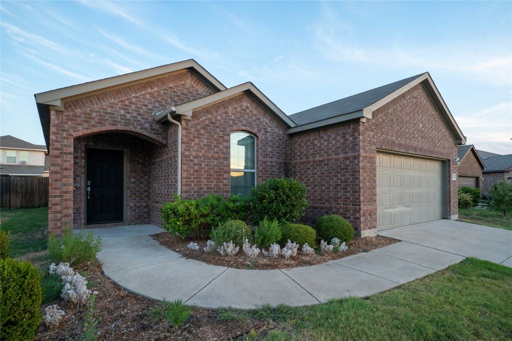 1004 Alexa Drive, Forney, TX 75126 — photo 1