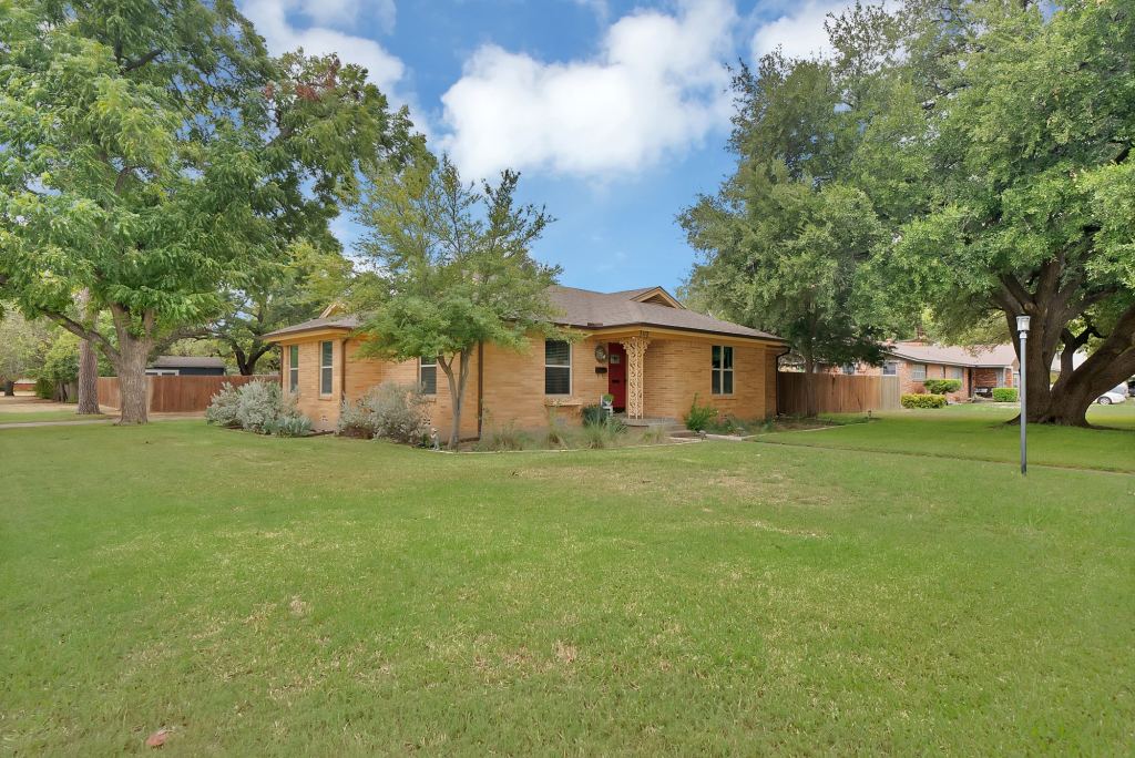 7112 Turner Terrace