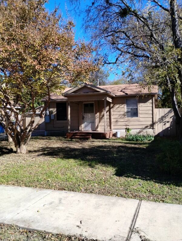552 Ella Avenue, Dallas, TX 75217 — photo 1