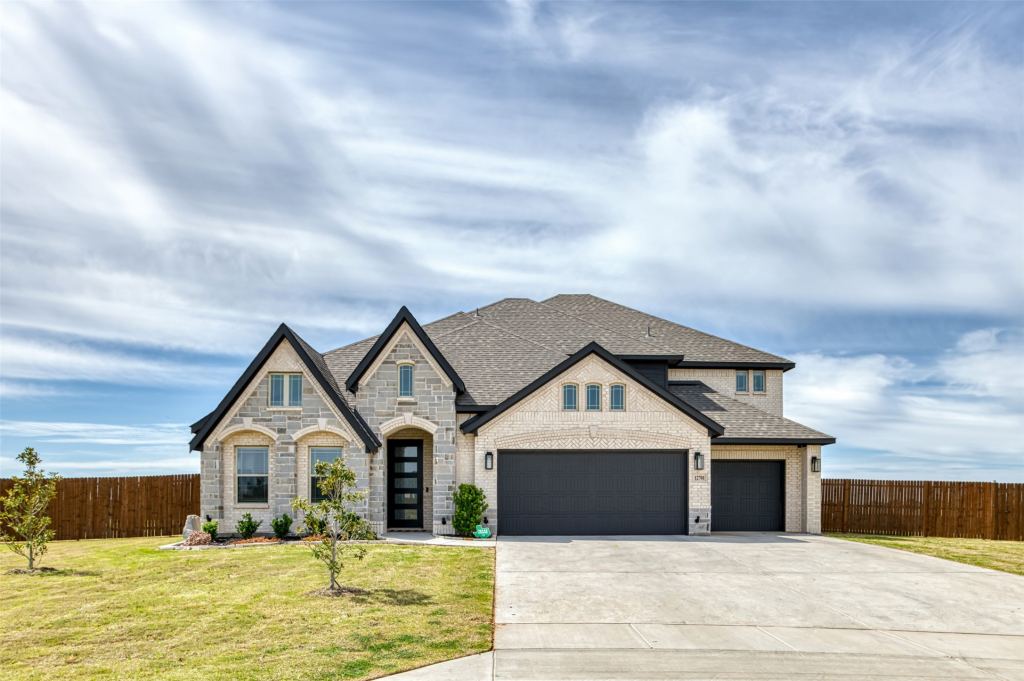 12701 Cactus Court, Godley, TX 76044 — photo 1