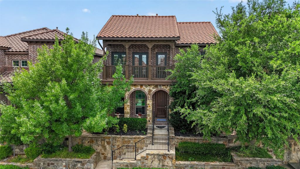 7031 Nueces Drive, Irving, TX 75039 — photo 1