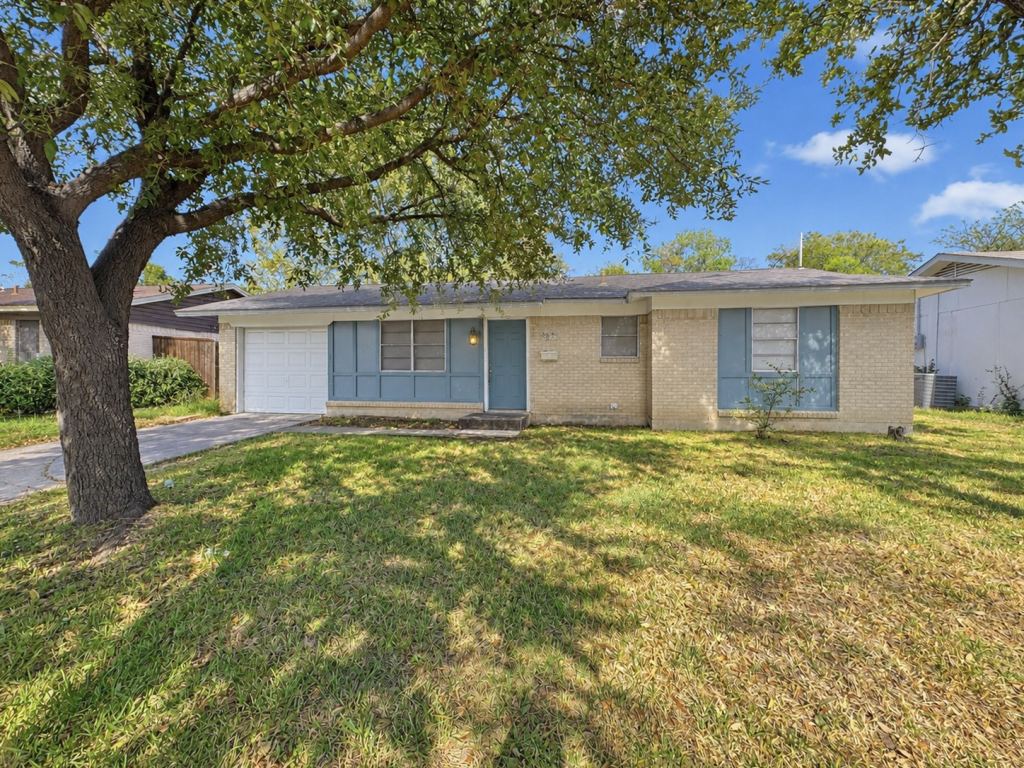 2418 Fulton Drive, Mesquite, TX 75150 — photo 1