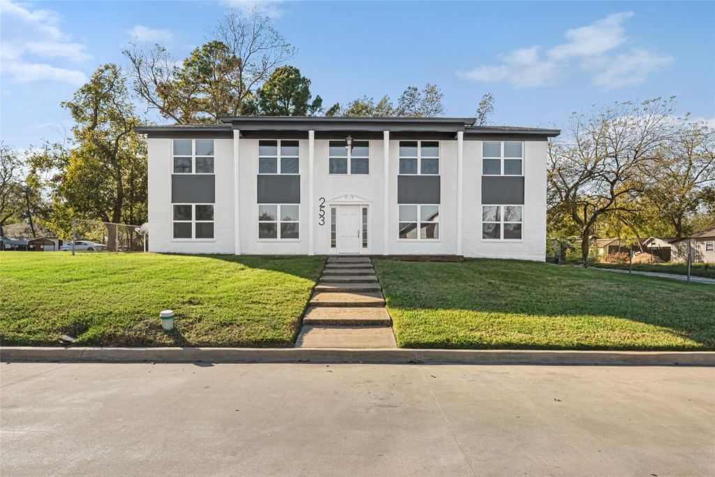 253 Locust Street S 2N, Sulphur Springs, TX 75482 — photo 1