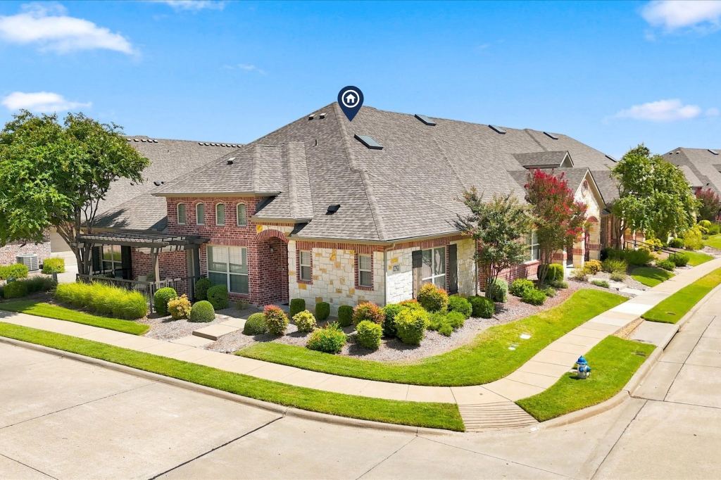 5702 Murray Farm Drive