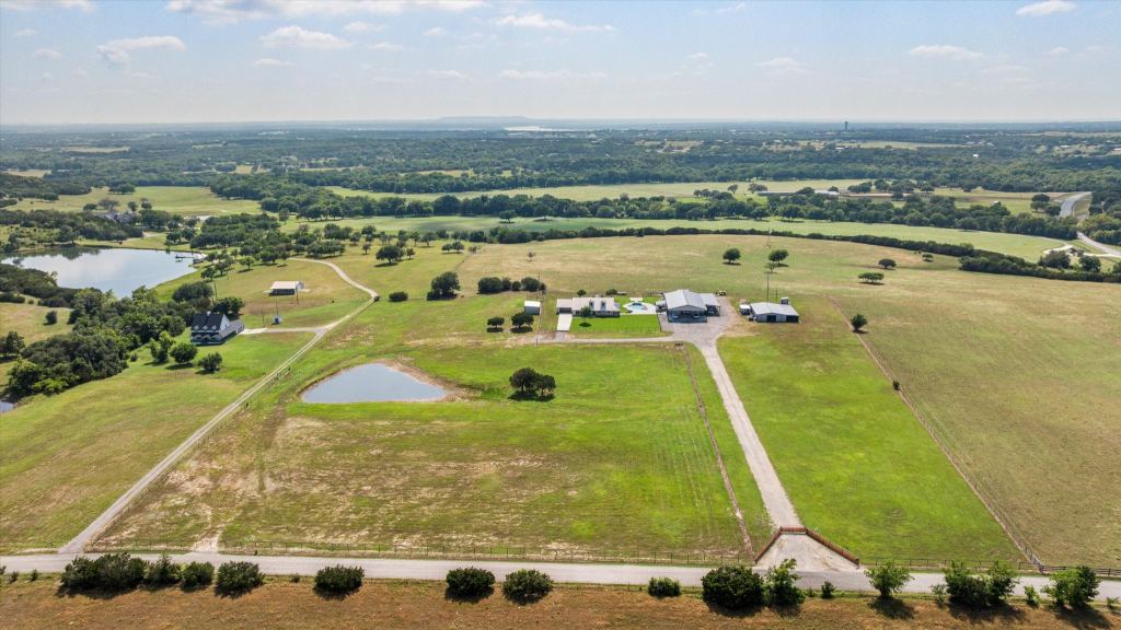7000 Massey Road, Granbury, TX 76049 — photo 1