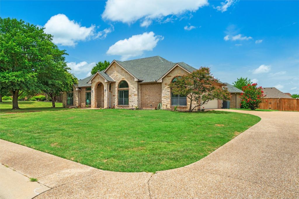 7241 Colwell Drive, Midlothian, TX 76065 — photo 1