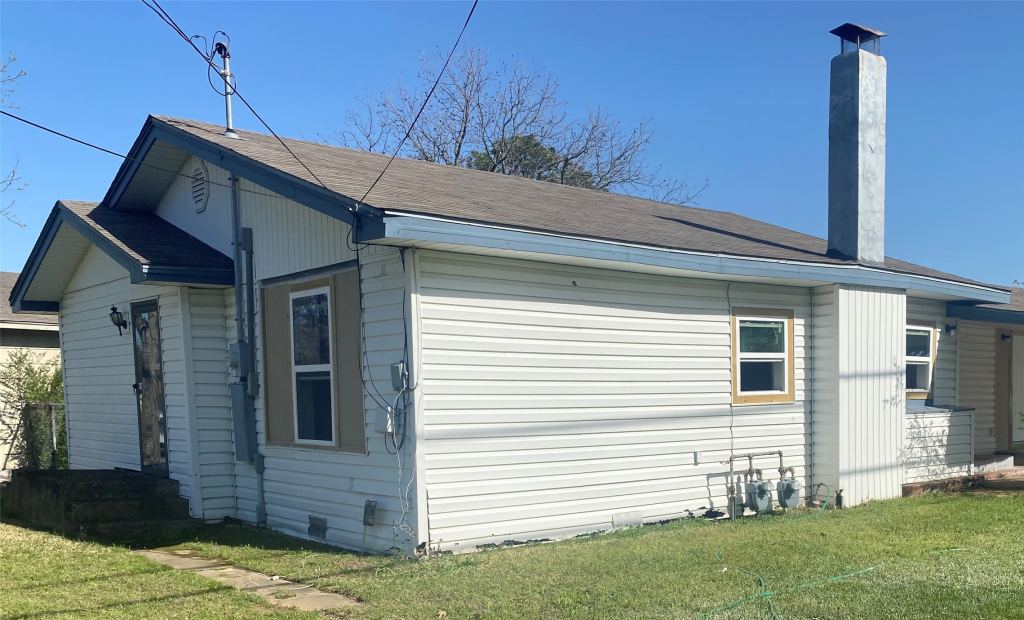 2900 Mirick, Denison, TX 75020 — photo 1