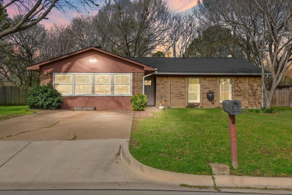 2529 Freedom Lane, Denton, TX 76209 — photo 1