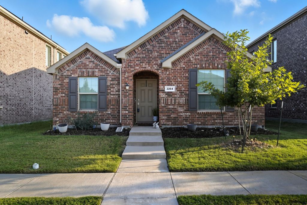 2264 Jasper Drive, Little Elm, TX 76227 — photo 1