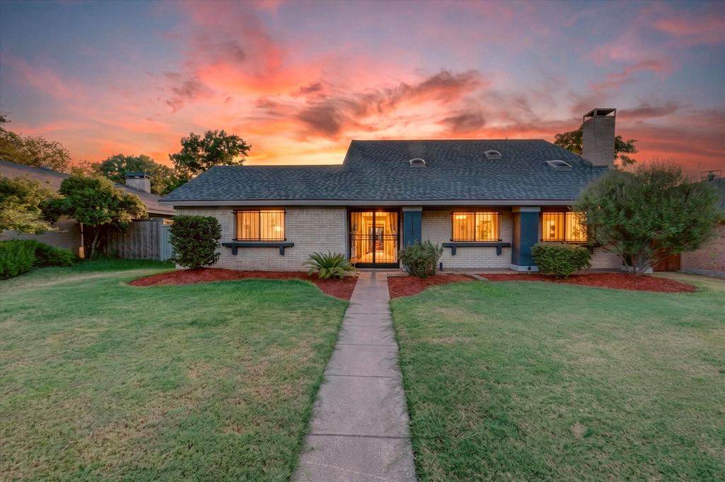 1513 N Yale Boulevard, Richardson, TX 75081 — photo 1