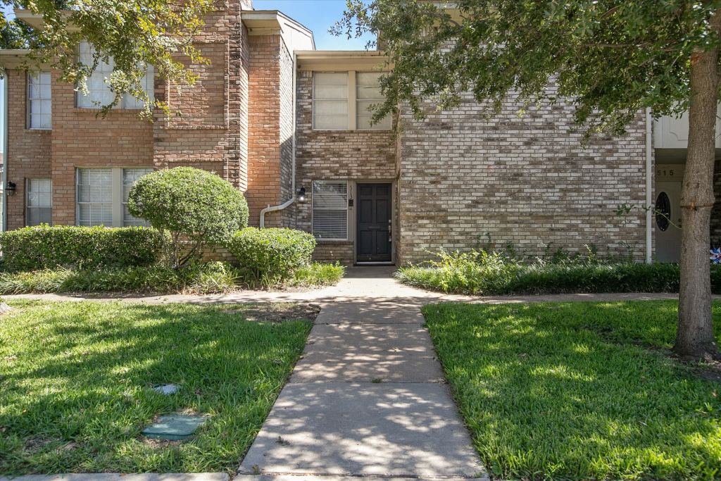 513 Towne House Lane, Richardson, TX 75081 — photo 1