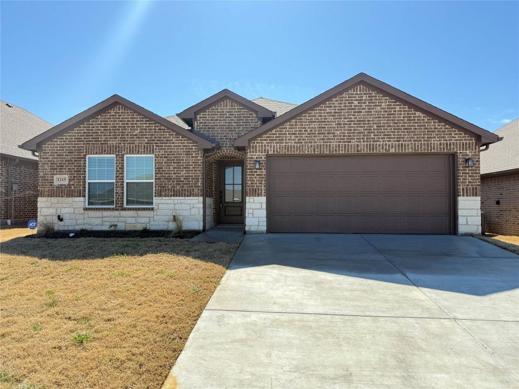 1215 Brad Kellar Drive, Greenville, TX 75402 — photo 1