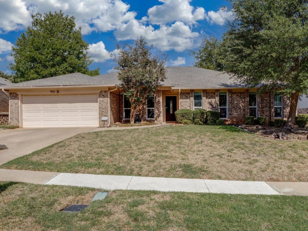 904 Forest Trail Court