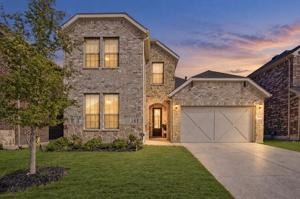 3829 Pearlwood Road