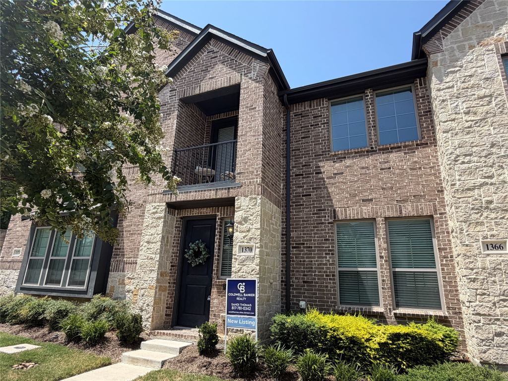 1370 Madison Avenue, Flower Mound, TX 75028 — photo 1