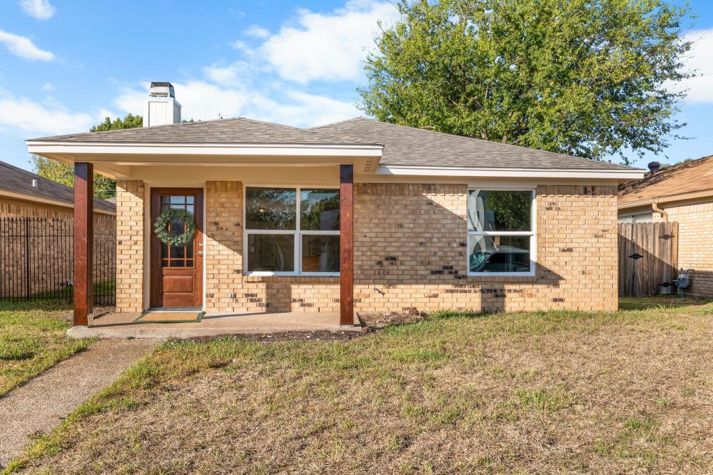 1315 Chapel Downs Road, Waco, TX 76712 — photo 1