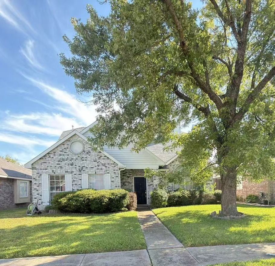 2918 Lake Valley Drive, Garland, TX 75040 — photo 1