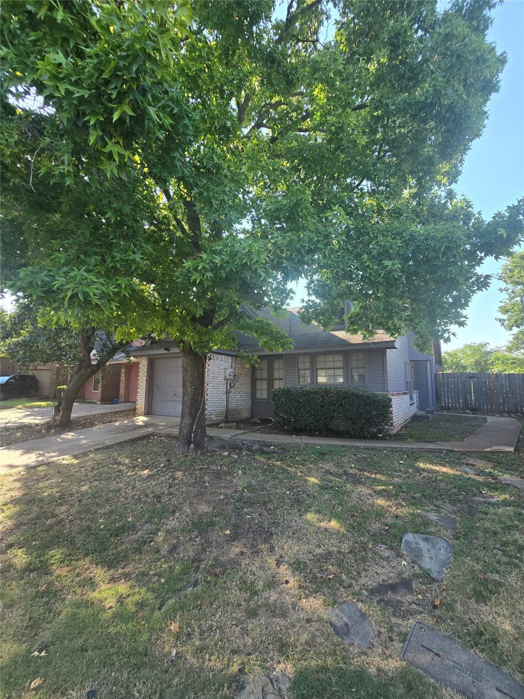 919 Gaynor Avenue, Duncanville, TX 75137 — photo 1
