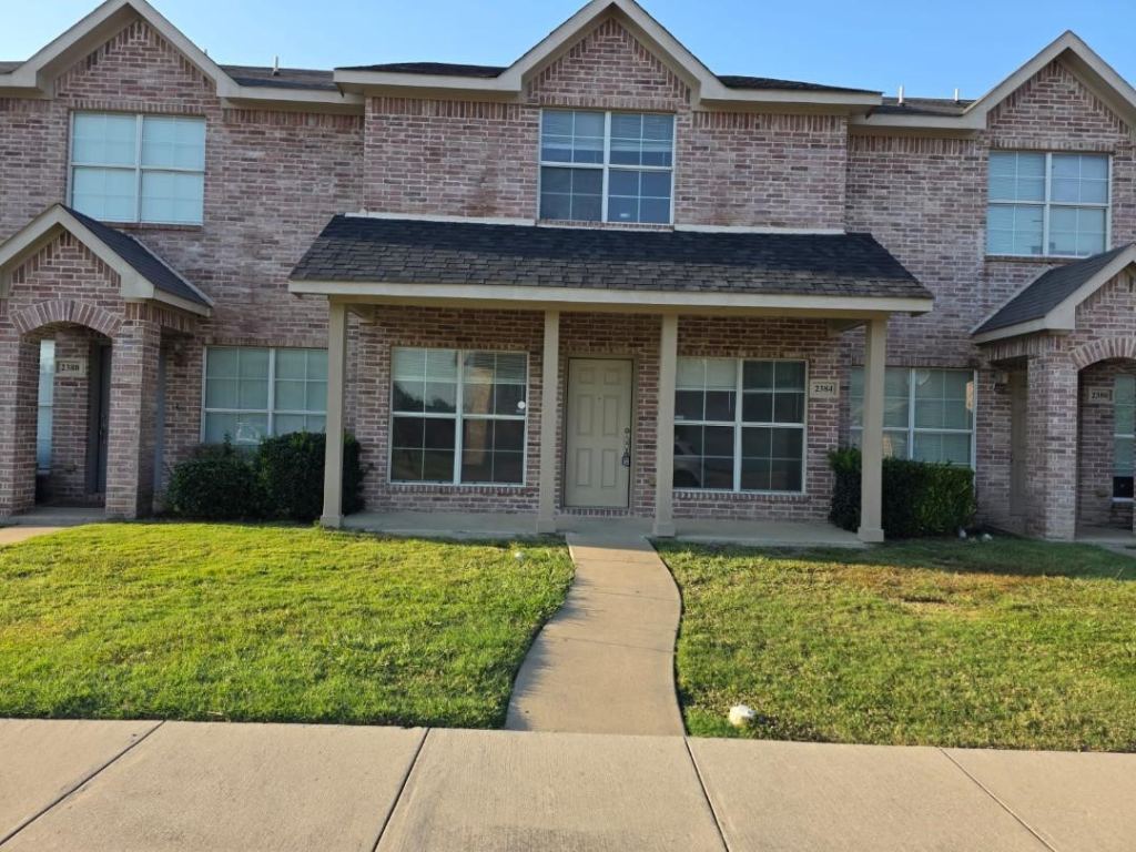 2384 Calendar Court, Grand Prairie, TX 75050 — photo 1