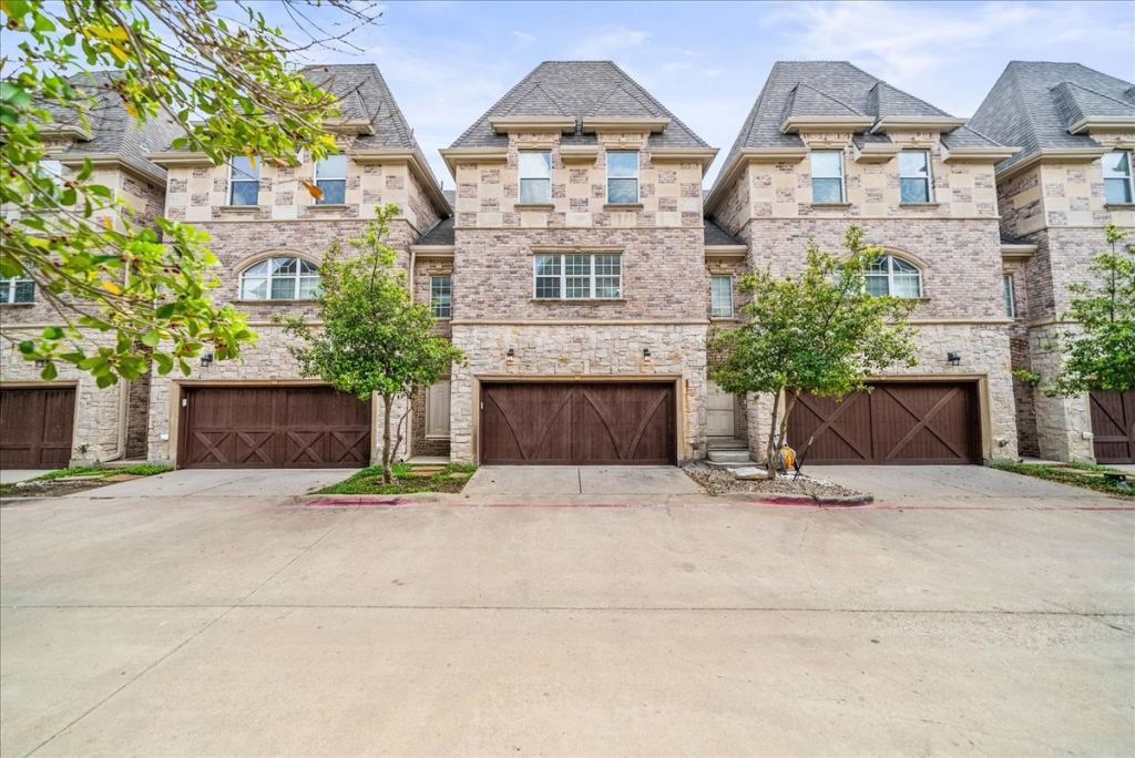 2700 Club Ridge Drive 34, Lewisville, TX 75067 — photo 1