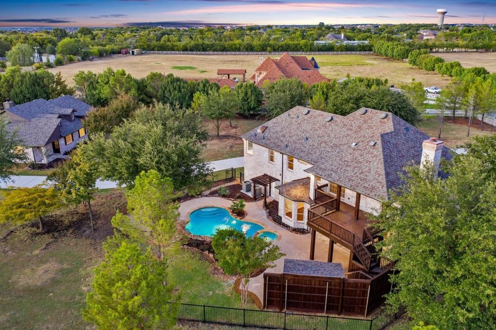 8285 Falcon Court, Celina, TX 75078 — photo 1