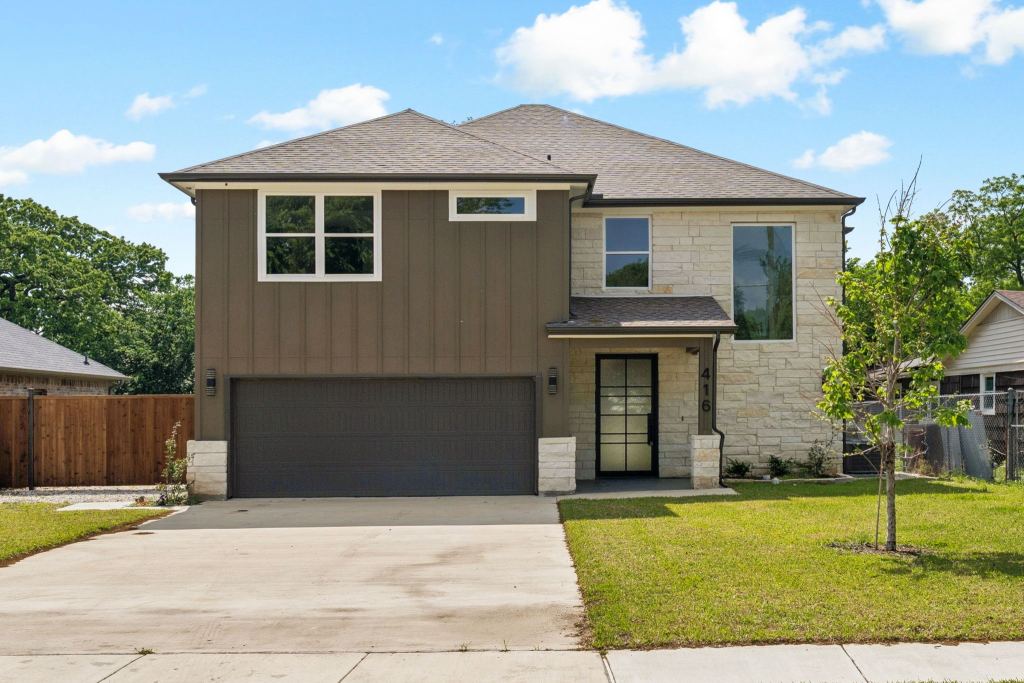 416 S Elm Street, Sherman, TX 75090 — photo 1