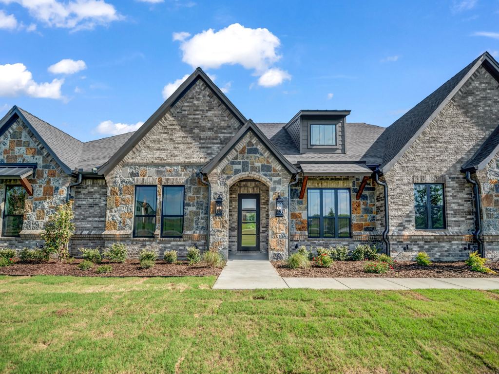 614 Hondo Crossing, Weatherford, TX 76087 — photo 1