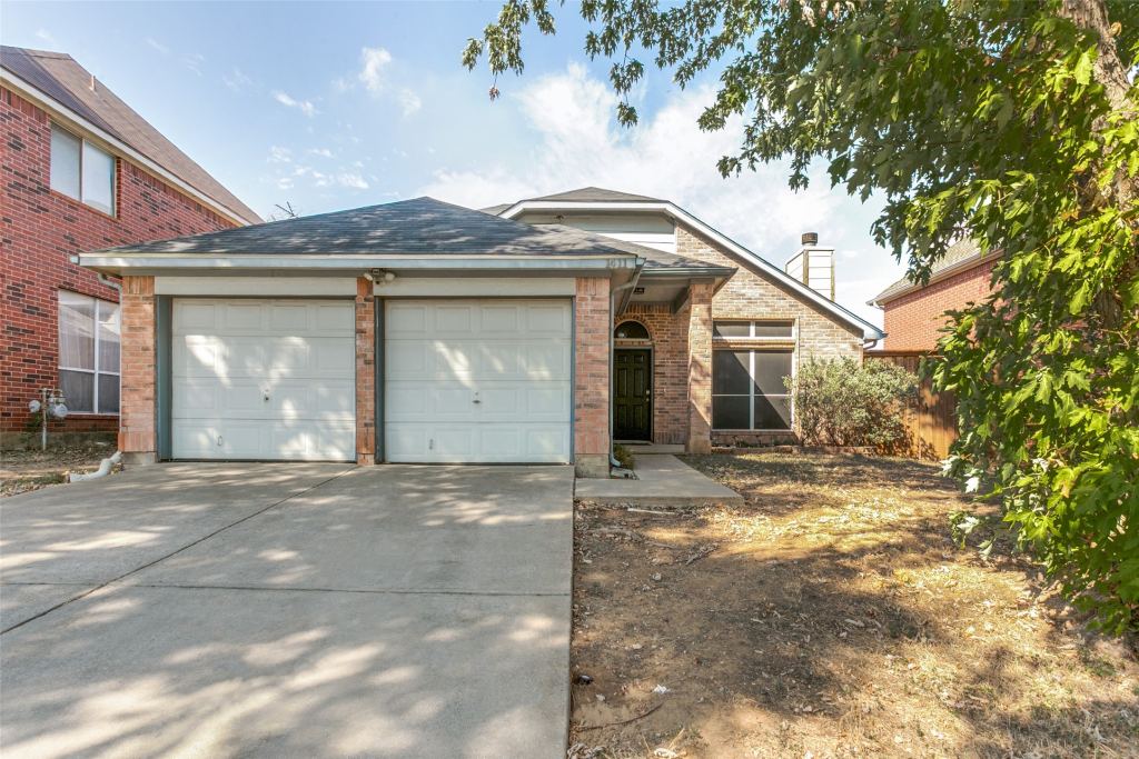 1411 Chinaberry Drive, Lewisville, TX 75077 — photo 1