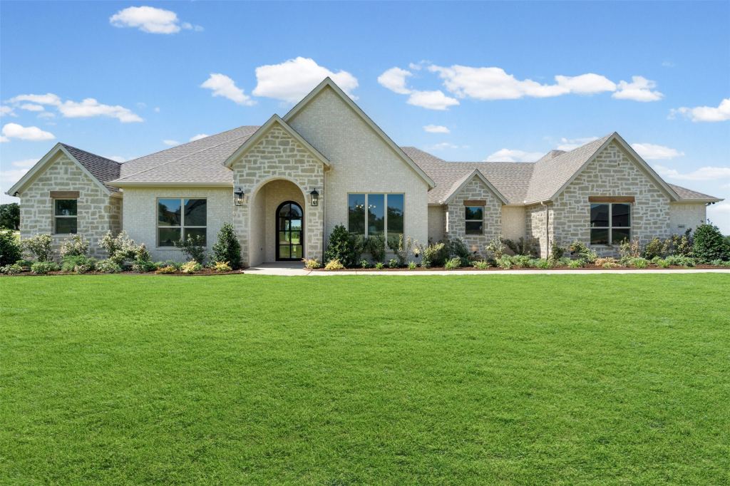 3005 Codigo Drive, Weatherford, TX 76088 — photo 1
