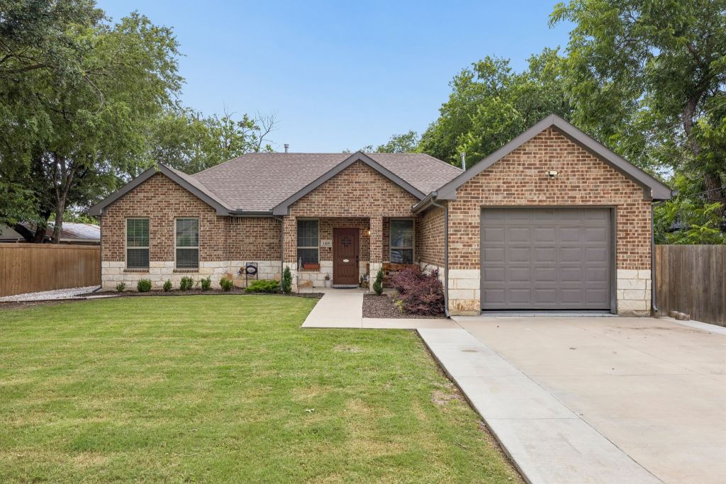 1409 Powell Road, Mesquite, TX 75149 — photo 1