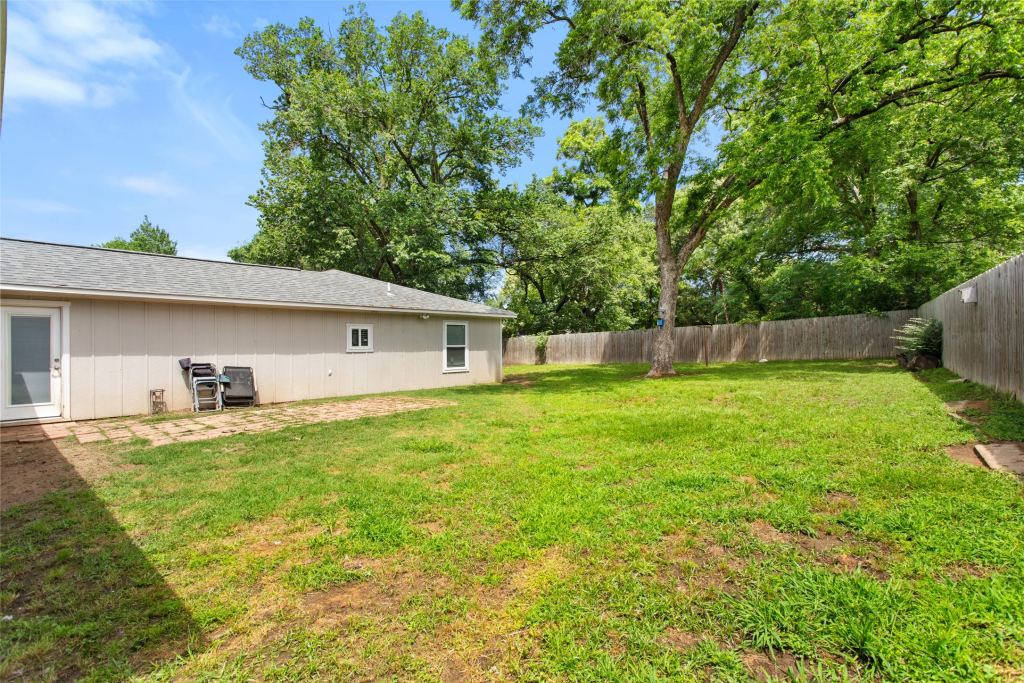 245 Parkins Street, Sulphur Springs, TX 75482 — photo 1