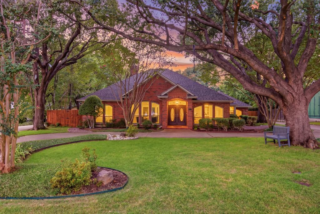 17415 Marianne Circle